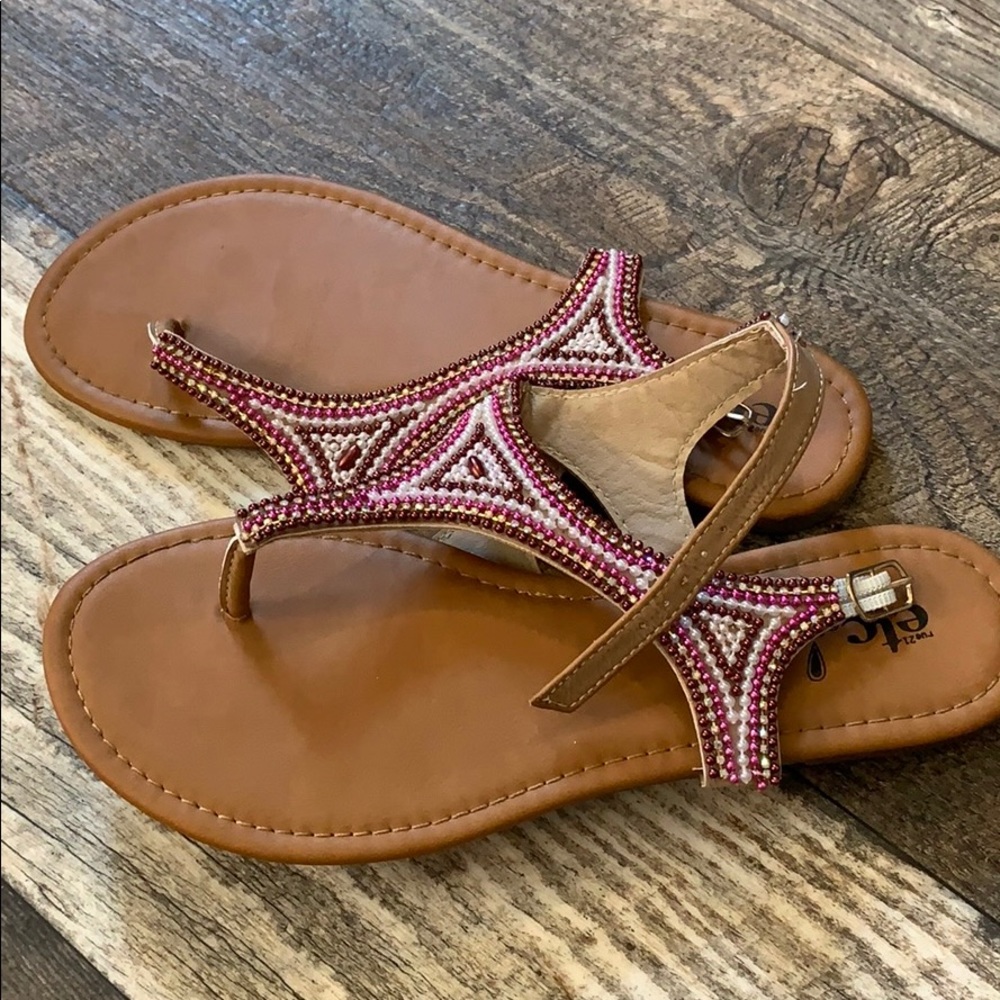 Sandles